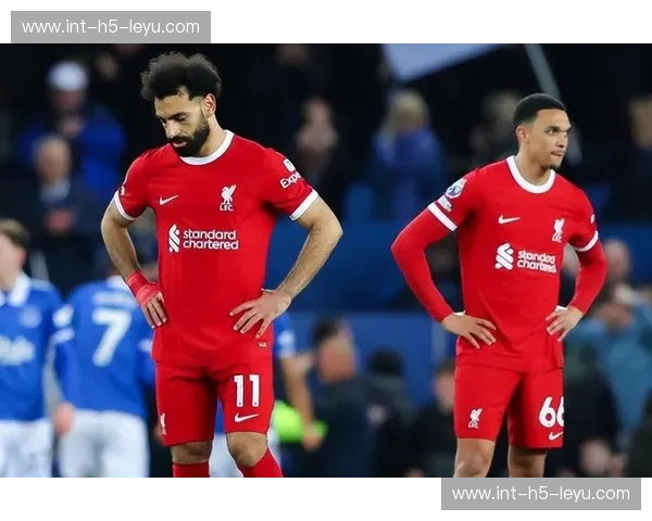 英超揭幕战:激情再燃,荣耀起航 英超揭幕战:激情再燃,荣耀起航